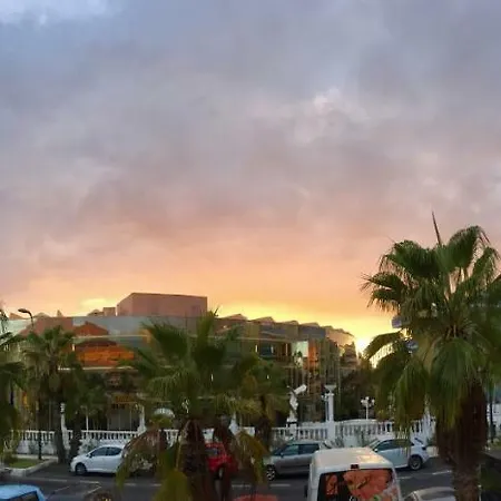 Tenerife Royal Gardens Beach Apartamento Playa de las Americas (Tenerife)